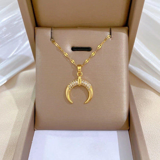 Stainless Steel Bending Moon Pendant Necklace For Women Girl New Trend Clavicle Chain Jewelry Gift Party Collar