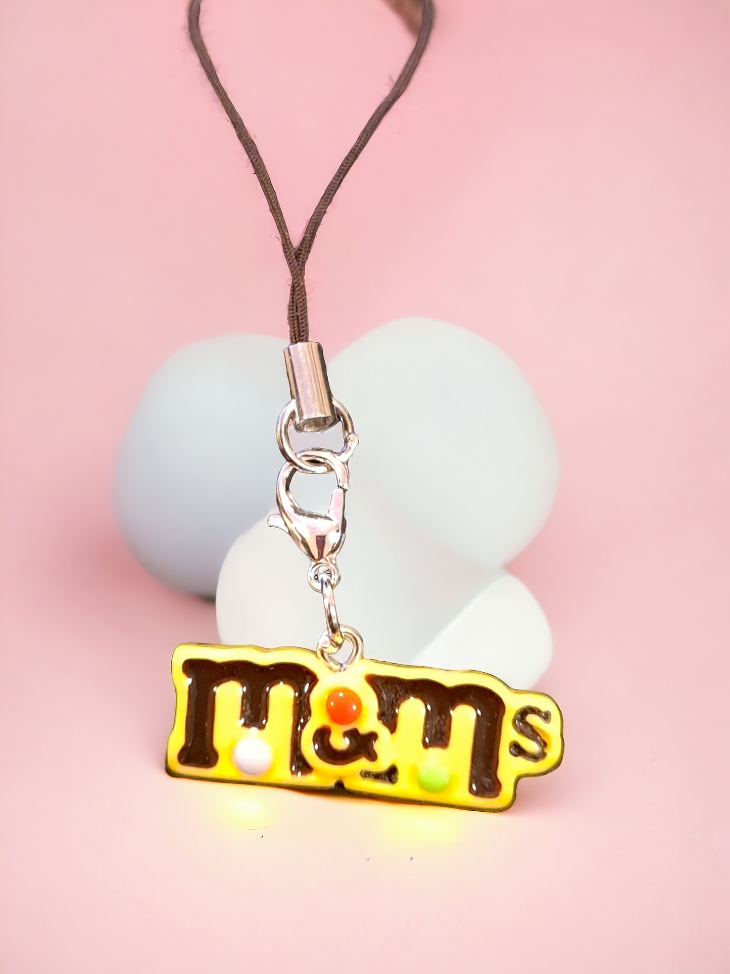 Cute M&M's mobile phone charms. M&M's mobile strap. IPhone M&M's mobile pendants