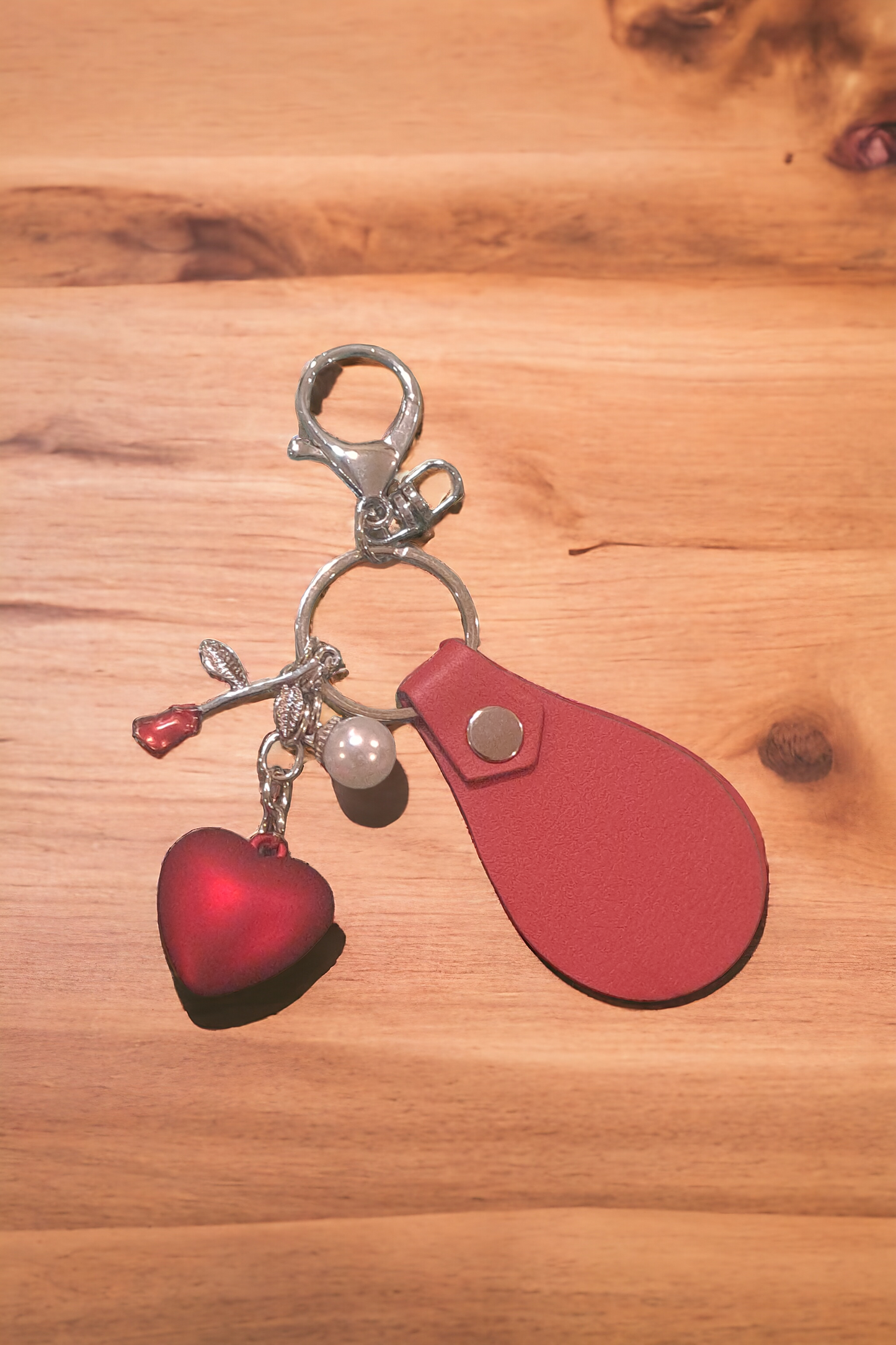 Creative & Fashionable Rose Pearl Heart Shaped Keychain With Minimalist Resin Heart Keychain Pendant For Valentine'S Day Gift, Boyfriend Gift, Friend'S Birthday Gift